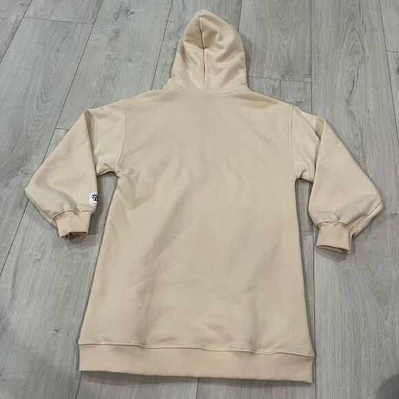 ZARA LOLA & BUGS BUNNY
LOONEY TUNES © &™ WARNER
BROS. PLUSH DRESS size 11/12 - Picture 2 of 6